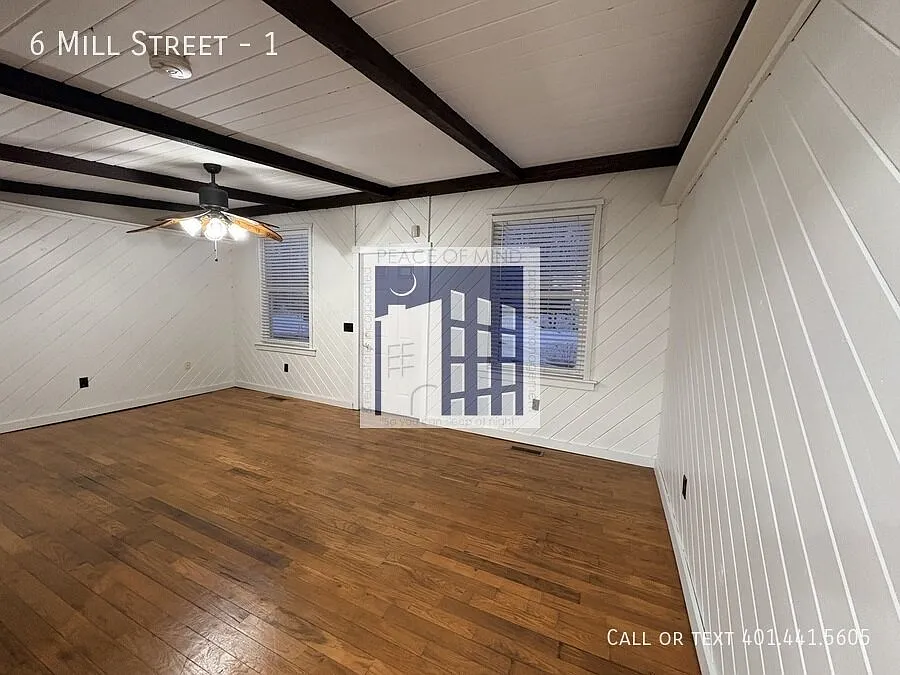 3-Bedroom/1 Bathroom Apartment on 1st floor — Photo 2