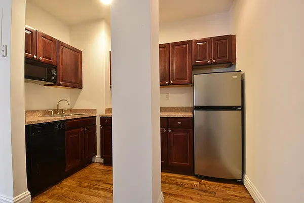 Rented by (Legacy) NY Quality Living Uptown | media 12