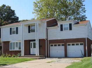 894 Wildlife Lodge Rd, Lower burrell, PA 15068