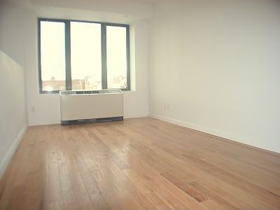 3rd image of 189 Avenue C