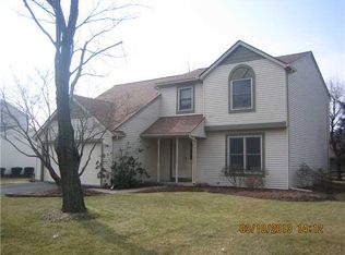 3823 Wheatlands Rd, Sylvania, OH 43560