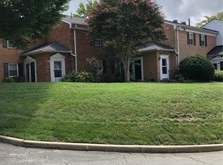 15 Rock Garden Ln, Henrico, VA 23228