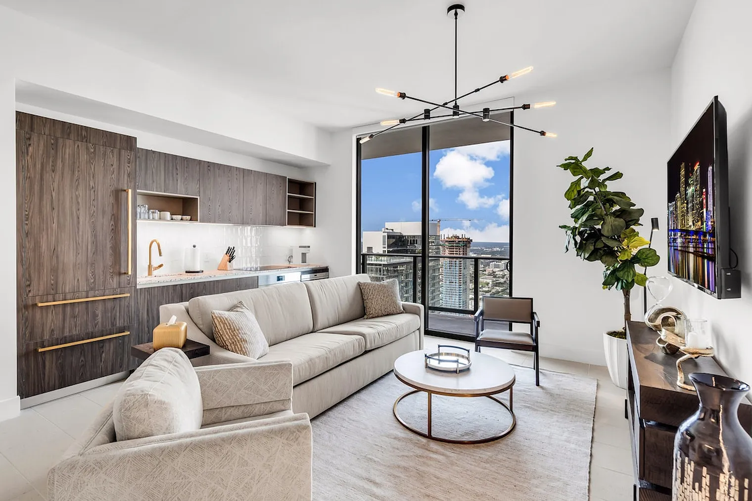 2 bed, 2.0 bath, 1076 sqft, $8,245 — Photo 1