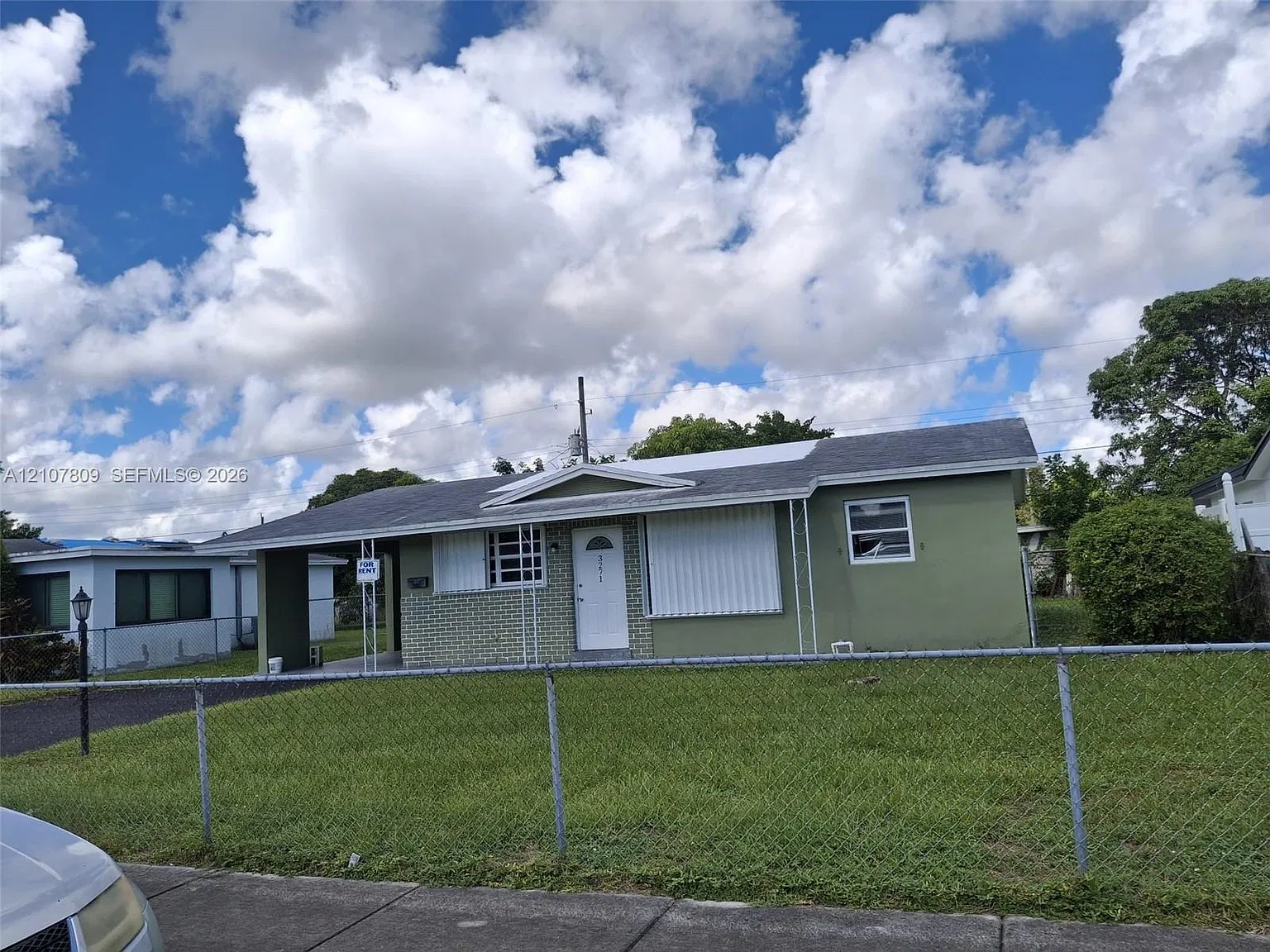 3 bed, 1.0 bath, 1116 sqft, $2,500 — Photo 4