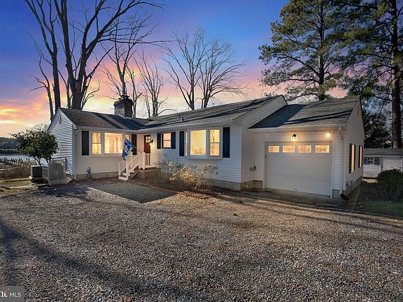 2nd image of 47928 Waterview Dr