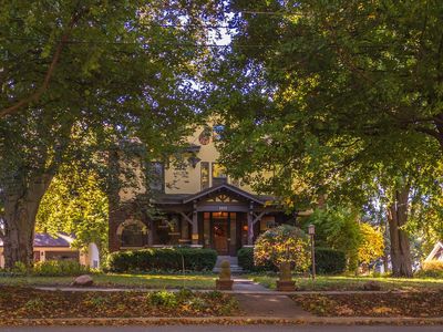 1111 E Grove St, Bloomington, IL, 61701