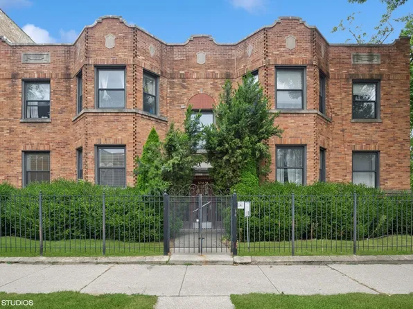 5756 N Campbell Ave #1, Chicago, IL 60659