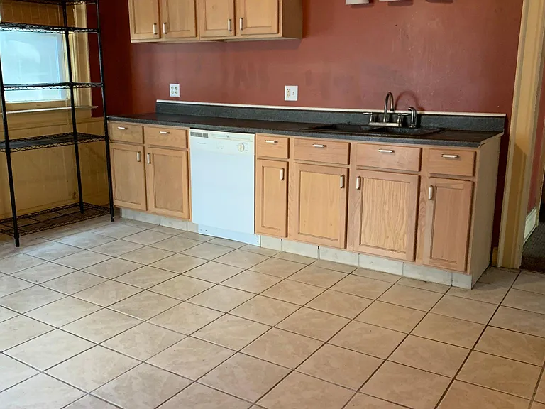 567 Elmwood Ave #3 — Photo 14