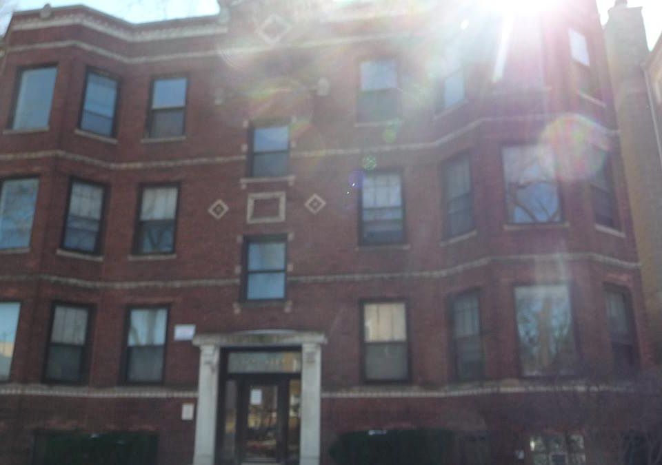 1st image of 4016 N Southport Ave #2