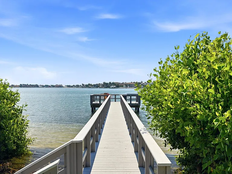 6105 Palma Del Mar Blvd S #219 — Photo 23