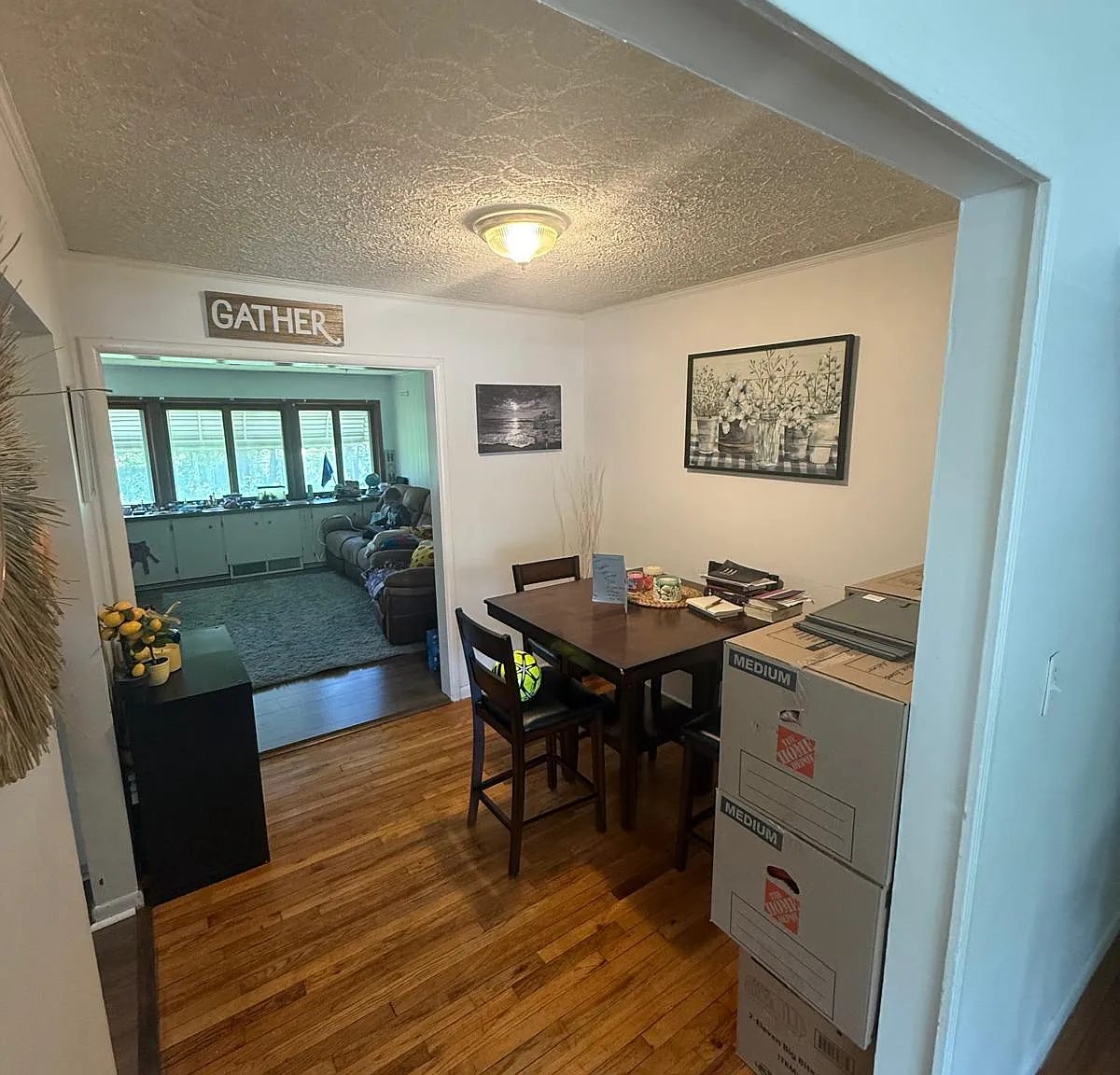 532 Hudson St — Photo 2