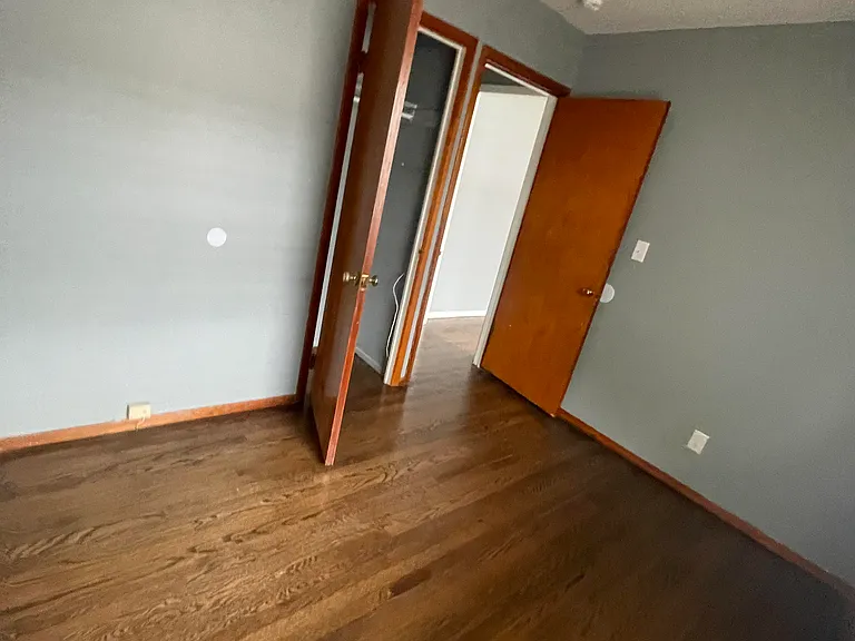 20 Yates St — Photo 11