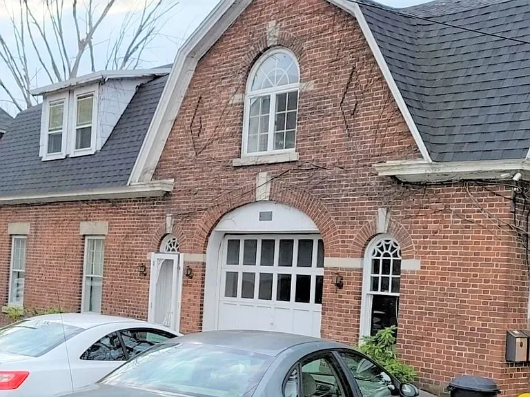 55.5 Main St — Photo 1