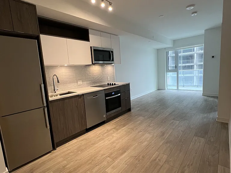 100 Dalhousie St #4212 — Photo 4