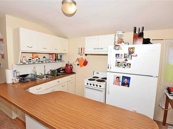 3rd image of 1 Birch Pl
