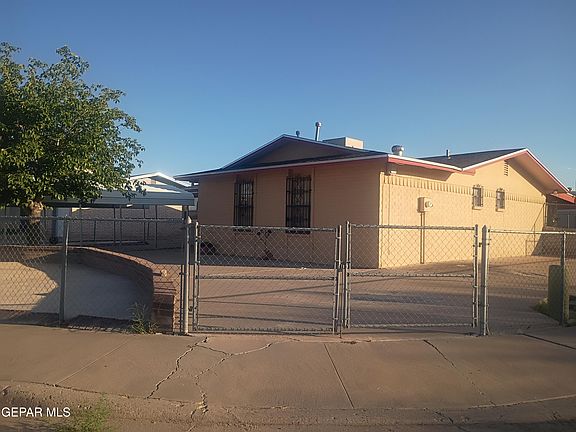 3rd image of 9842 Lilly Dr