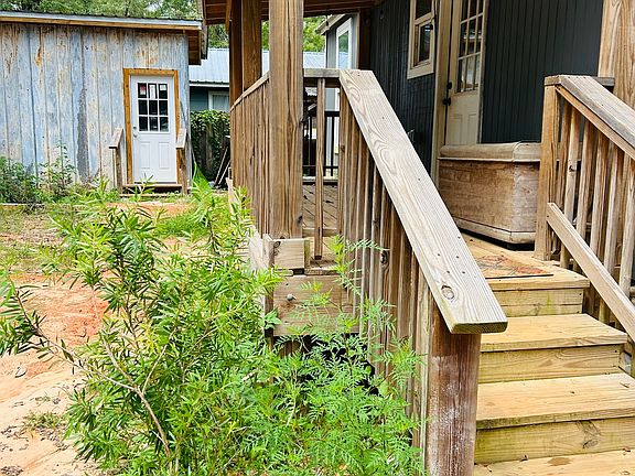 5th image of 20 McCewen St