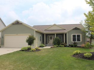 6982 Glacier Dr, Hudsonville, MI 49426