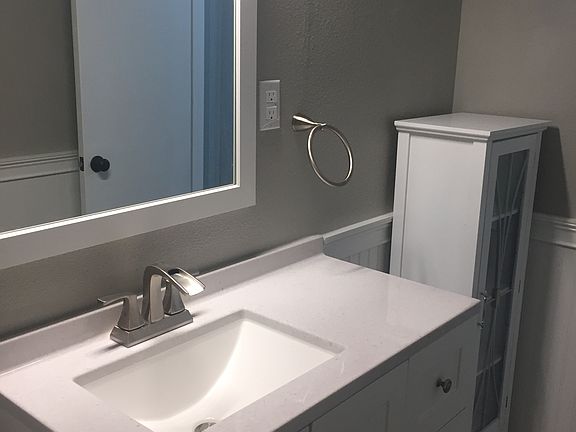 4th image of 4228 Elaine St