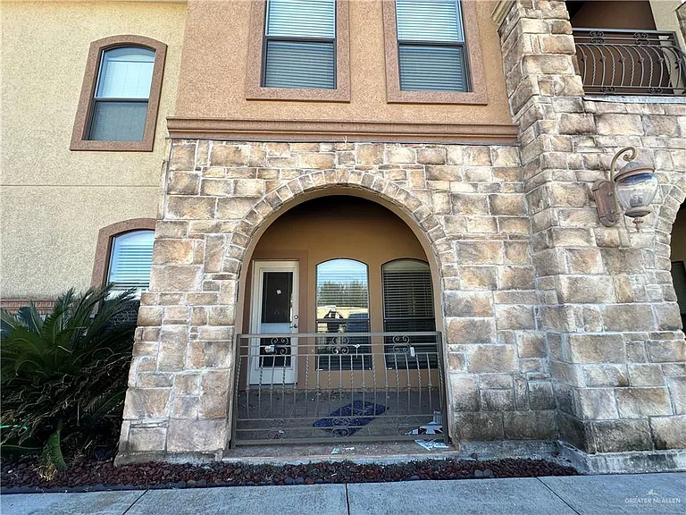 2715 Mimosa St #3 — Photo 2