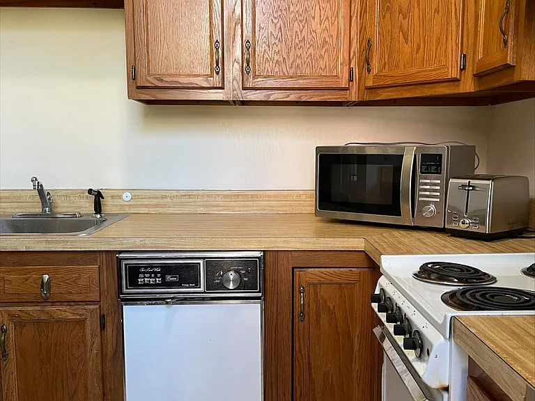336 Marlborough St #5 — Photo 9