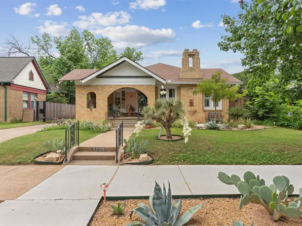 2229 W Magnolia Ave, Fort Worth, TX 76110