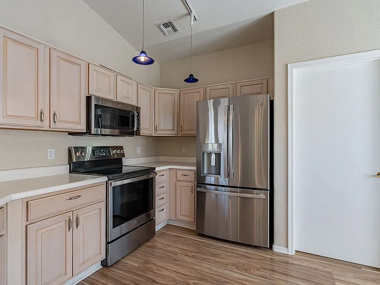 7602 W Starry Night Ln — Photo 16