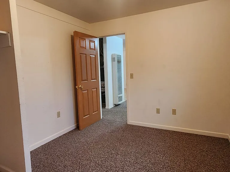 882 W Murray Rd — Photo 17