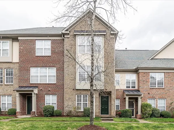 9907 Kedzie Ct, Raleigh, NC 27617