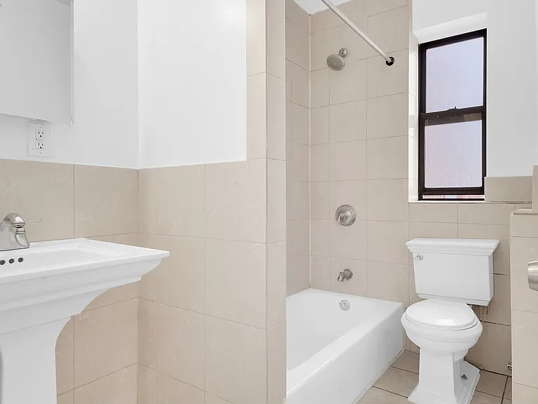 1274 Amsterdam Ave #10 — Photo 9