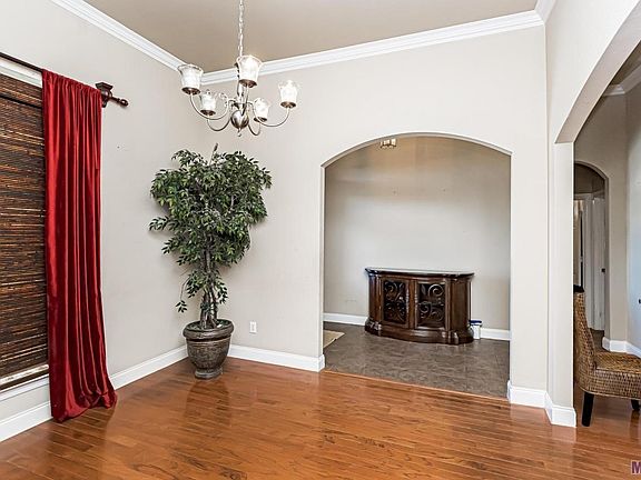 5th image of 2485 Creek Hollow Ave