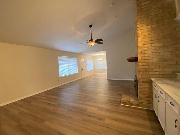 5th image of 3815 Brook Shadow Dr
