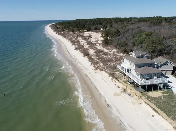 2391 Picketts Harbor Dr, Cape Charles, VA 23310