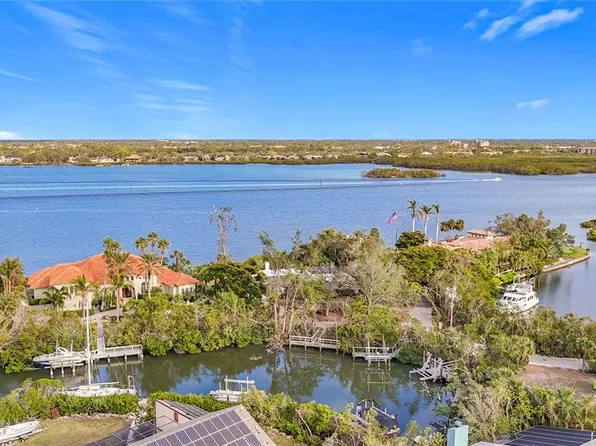 1290 Hidden Harbor Way, Sarasota, FL 34242