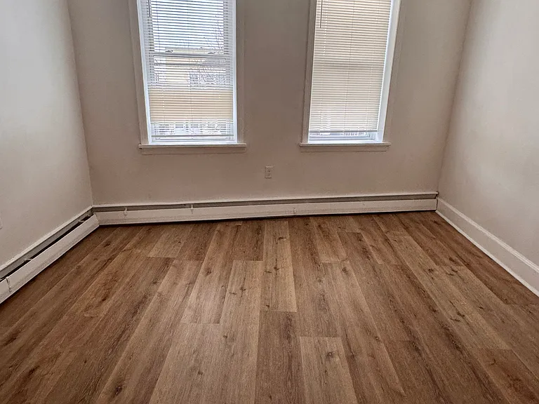 181 Princeton Ave #3 — Photo 4