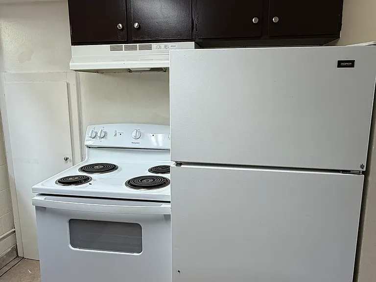 910 Eden Ct #910 — Photo 8