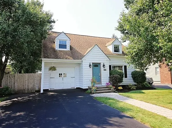 107 Woodlawn Ter, Syracuse, NY 13203