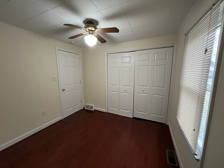 29351 Herbert St — Photo 11