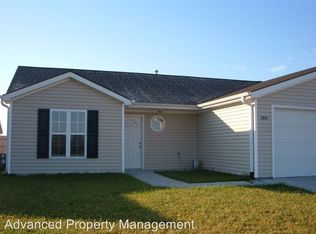 2921 Brookville Dr, Manhattan, KS 66502