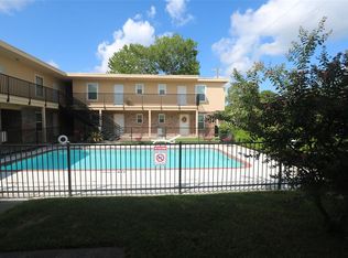 107 E Willowick Ave APT 5, Friendswood, TX 77546