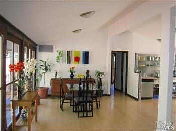 3rd image of 12 Vista Way