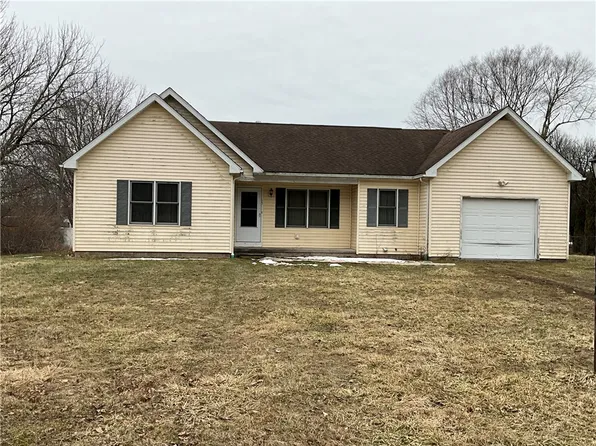 15 Jacklyn Dr, Rochester, NY 14624