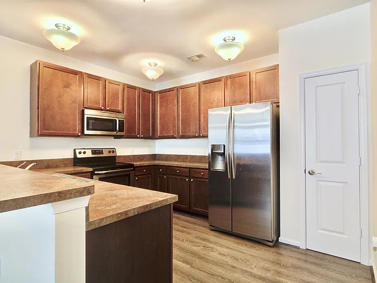 4316 Colindale Rd #1-304 — Photo 7