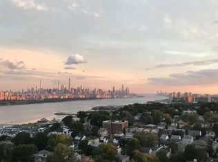 200 Winston Dr APT 2019, Cliffside Park, NJ 07010