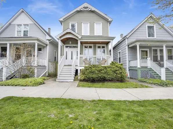 2469 W Cullom Ave, Chicago, IL 60618