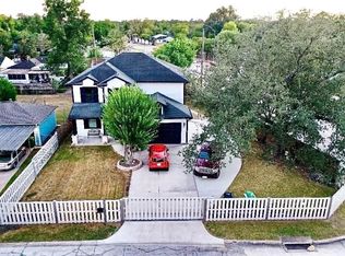 6641 Midfield Dr, Houston, TX 77092