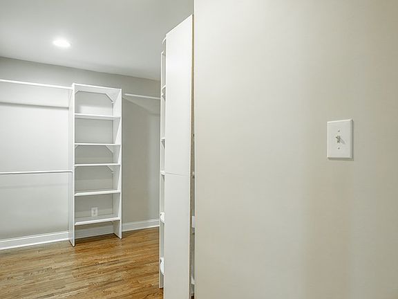 4th image of 187 Nawaka Ave