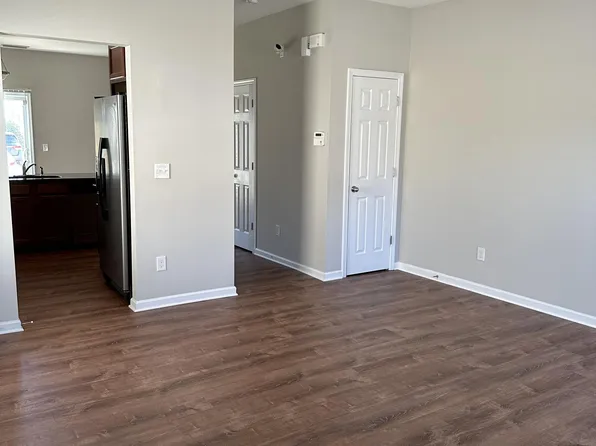 4707 Johnston Oehler Rd, Charlotte, NC 28269
