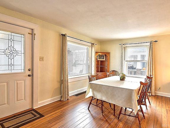 3rd image of 139 E Pease Ave