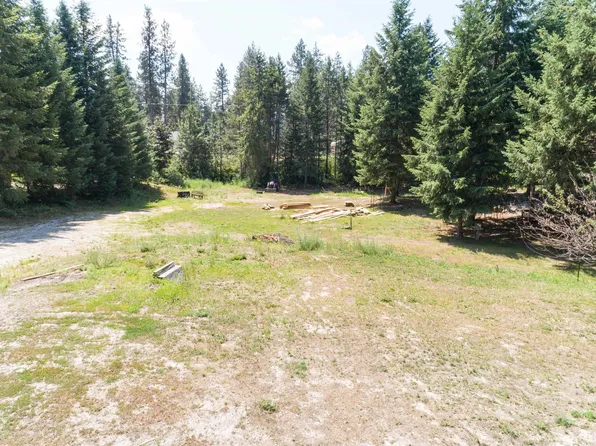 40121 Evan Rd, Loon Lake, WA 99148